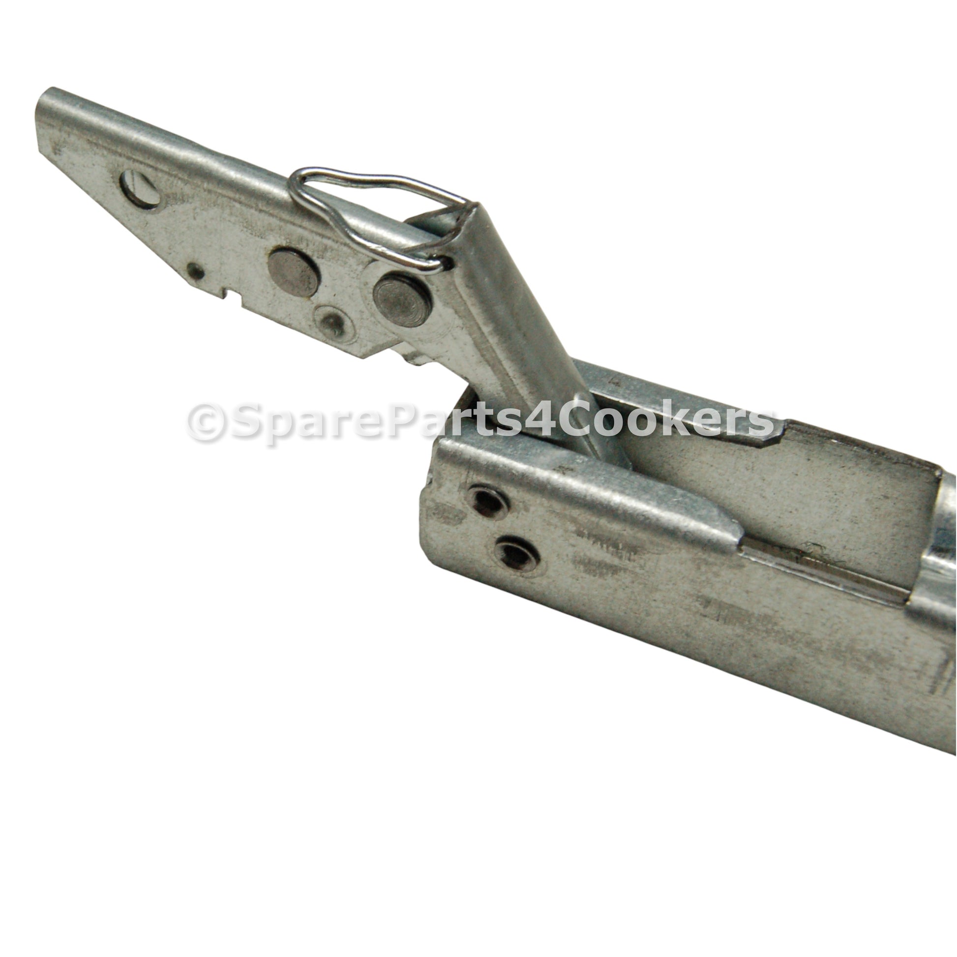 c8307dbea3c7eebd6fab3ae5566b068f